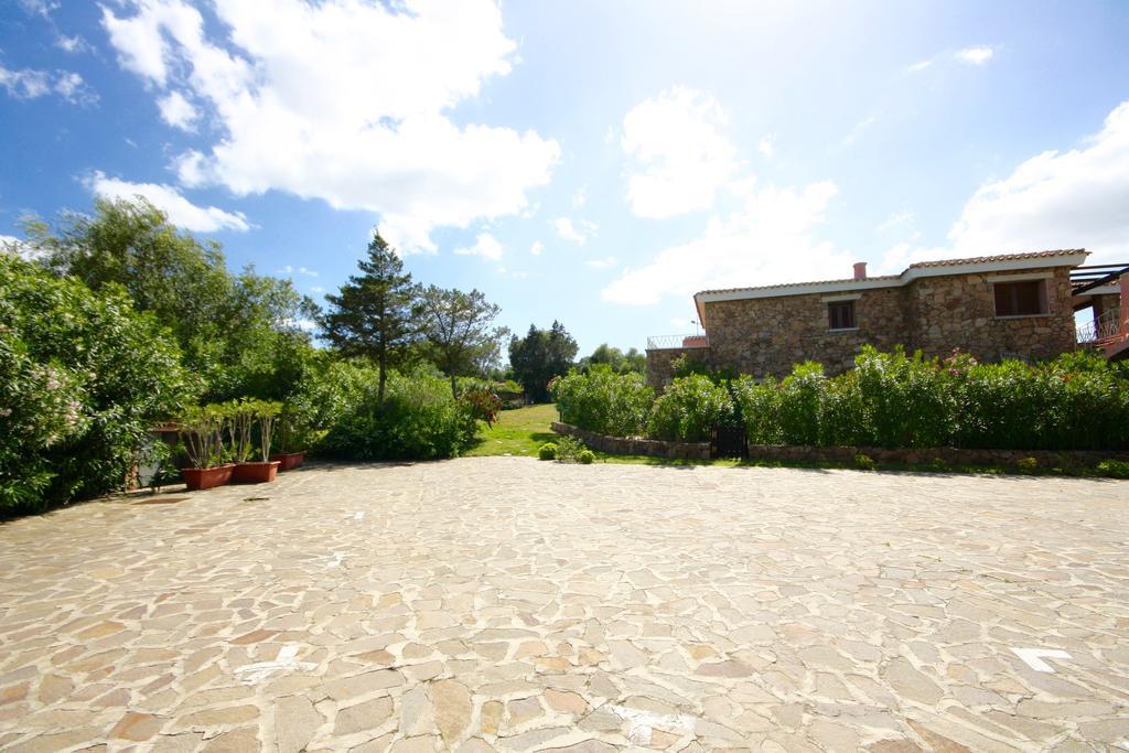 Residenze Dei Fiori Villa Porto Rotondo Eksteriør billede