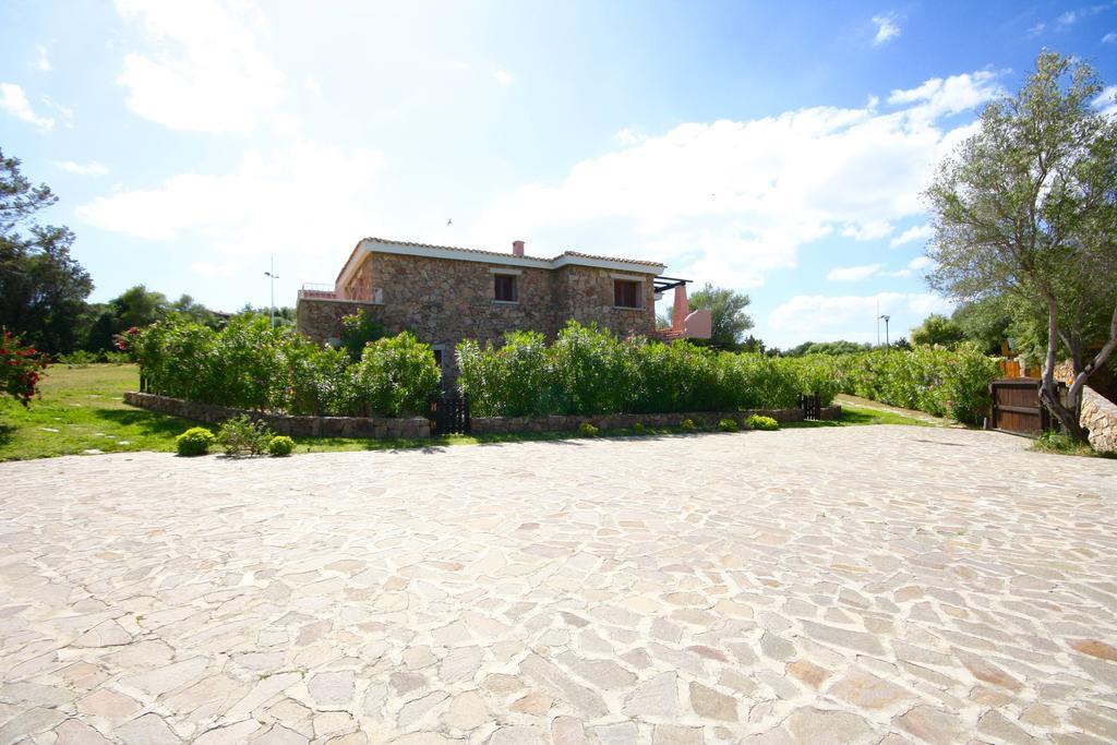 Residenze Dei Fiori Villa Porto Rotondo Eksteriør billede